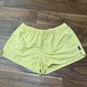Patagonia Women’s Barely Baggies shorts sz. M